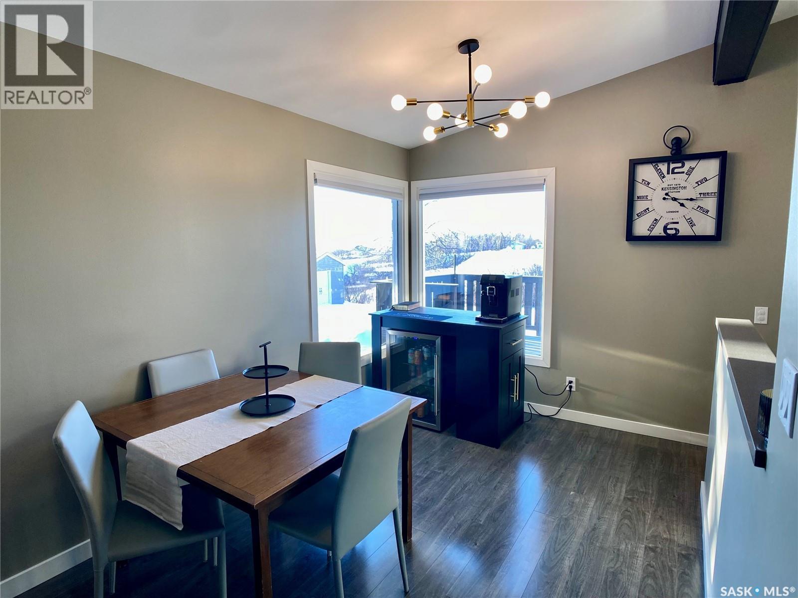 91 Moir Drive, Oxbow, SK - Indoor Photo Showing Dining Room
