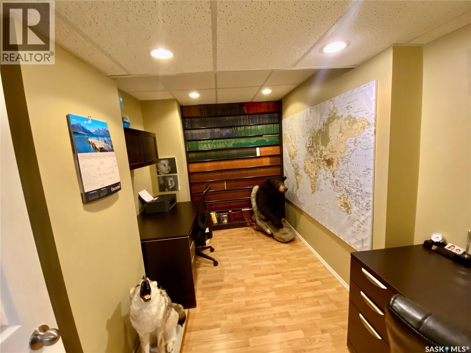 91 Moir Drive, Oxbow, SK - Indoor Photo Showing Other Room