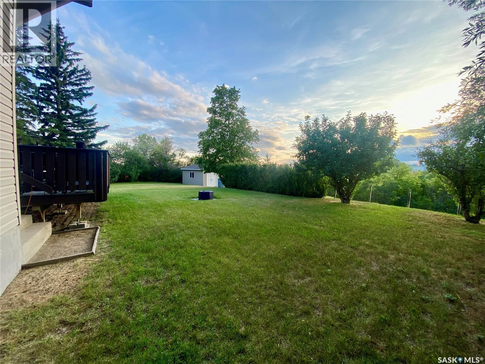 91 Moir Drive, Oxbow, SK - Outdoor