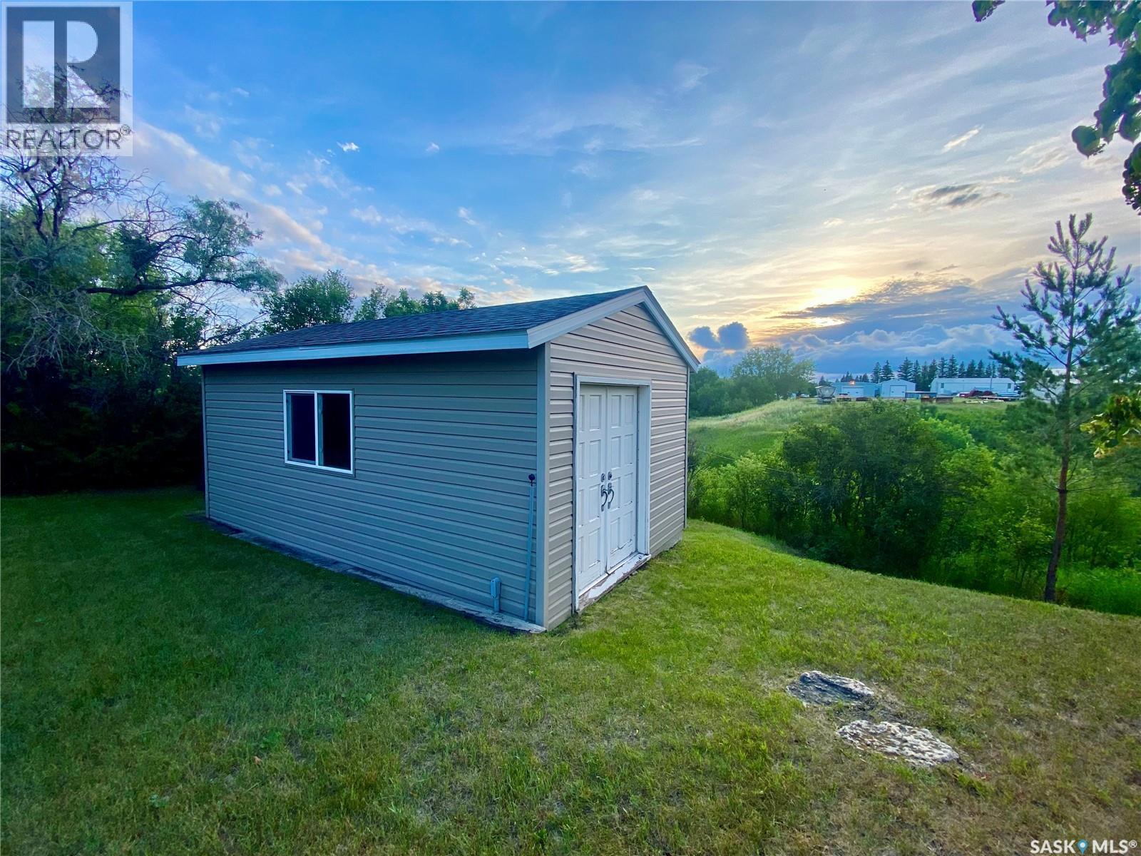 91 Moir Drive, Oxbow, SK - Outdoor