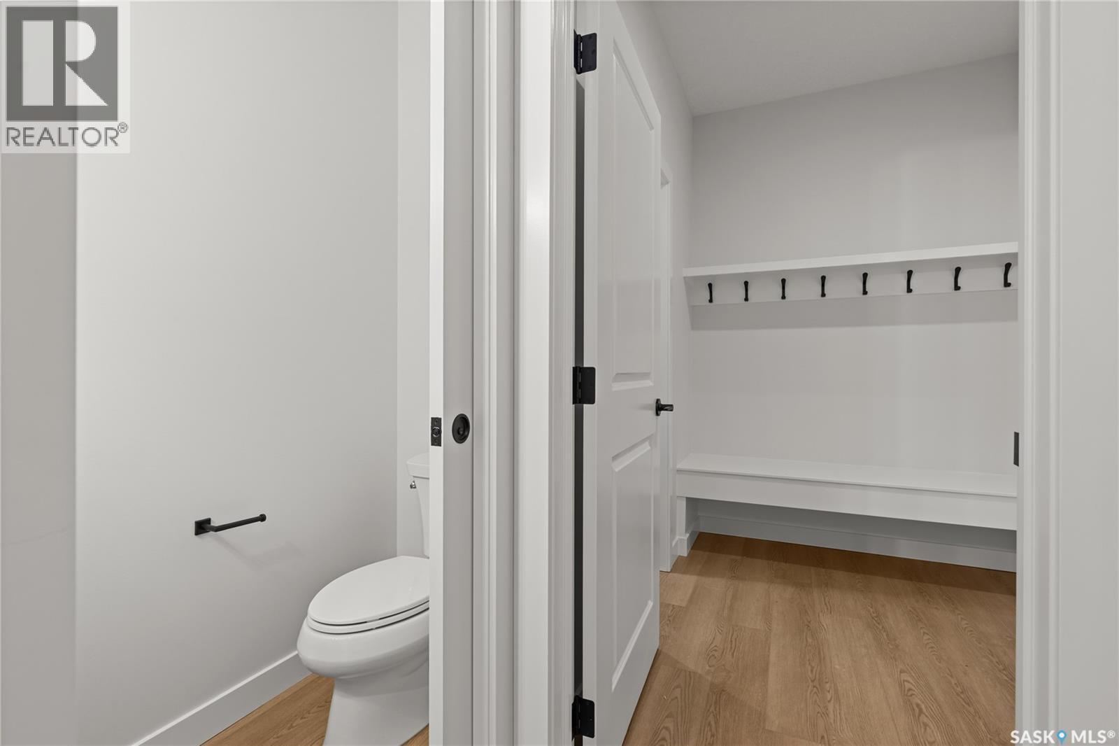 938 Brighton Gate, Saskatoon, SK - Indoor Photo Showing Bathroom