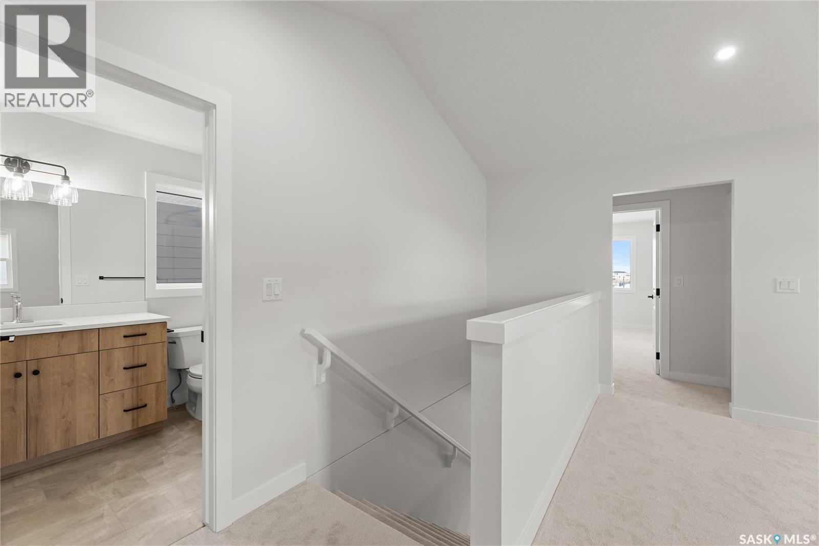 938 Brighton Gate, Saskatoon, SK - Indoor