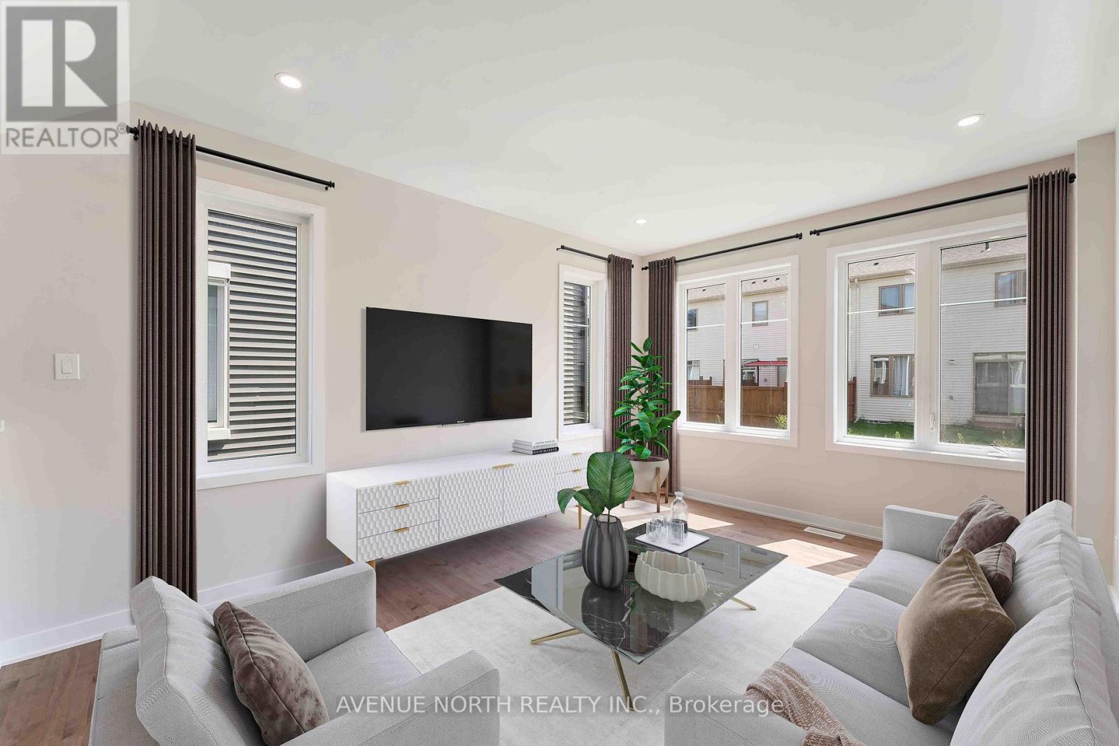 91 Mudminnow Crescent, Ottawa, ON - Indoor Photo Showing Living Room