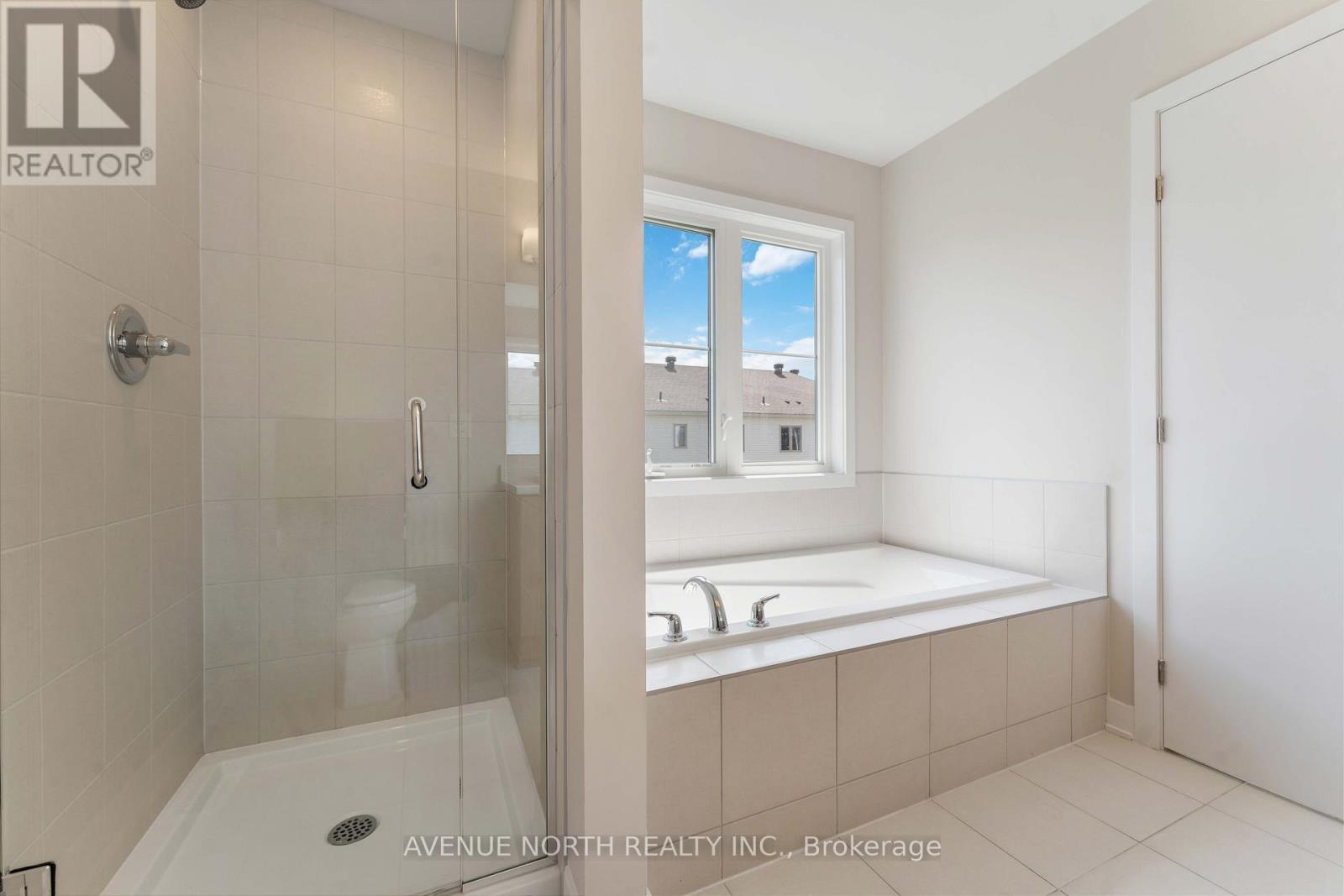 91 Mudminnow Crescent, Ottawa, ON - Indoor Photo Showing Bathroom