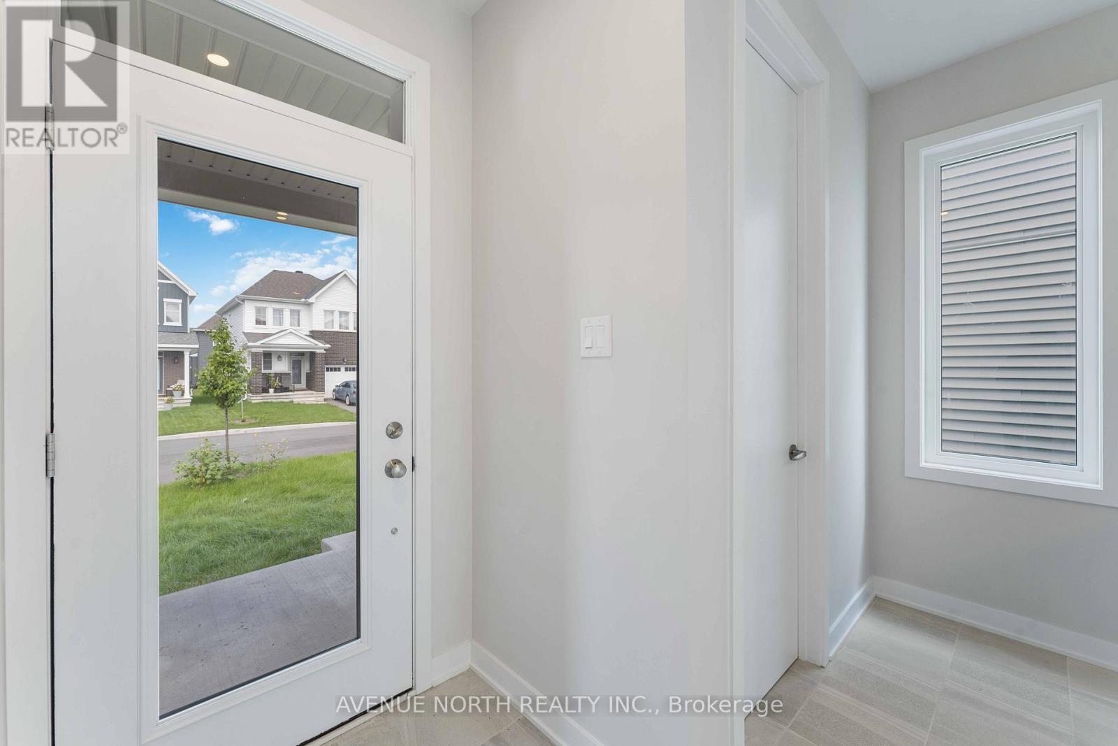 91 Mudminnow Crescent, Ottawa, ON - Indoor Photo Showing Other Room