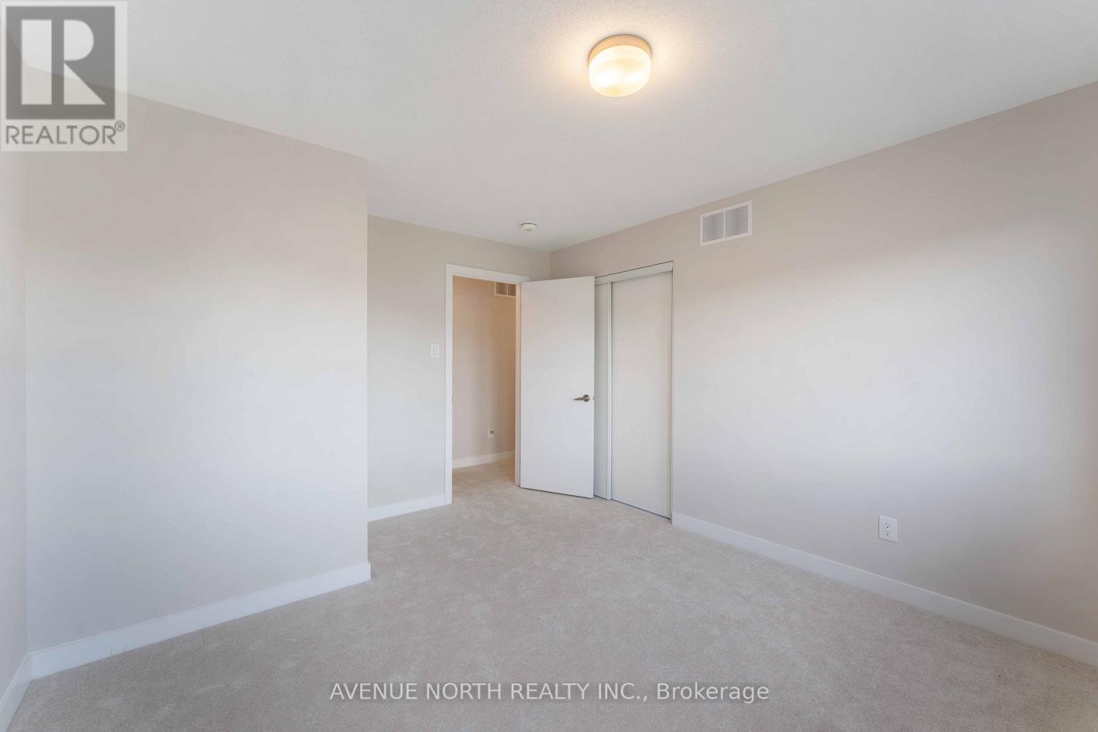 91 Mudminnow Crescent, Ottawa, ON - Indoor Photo Showing Other Room