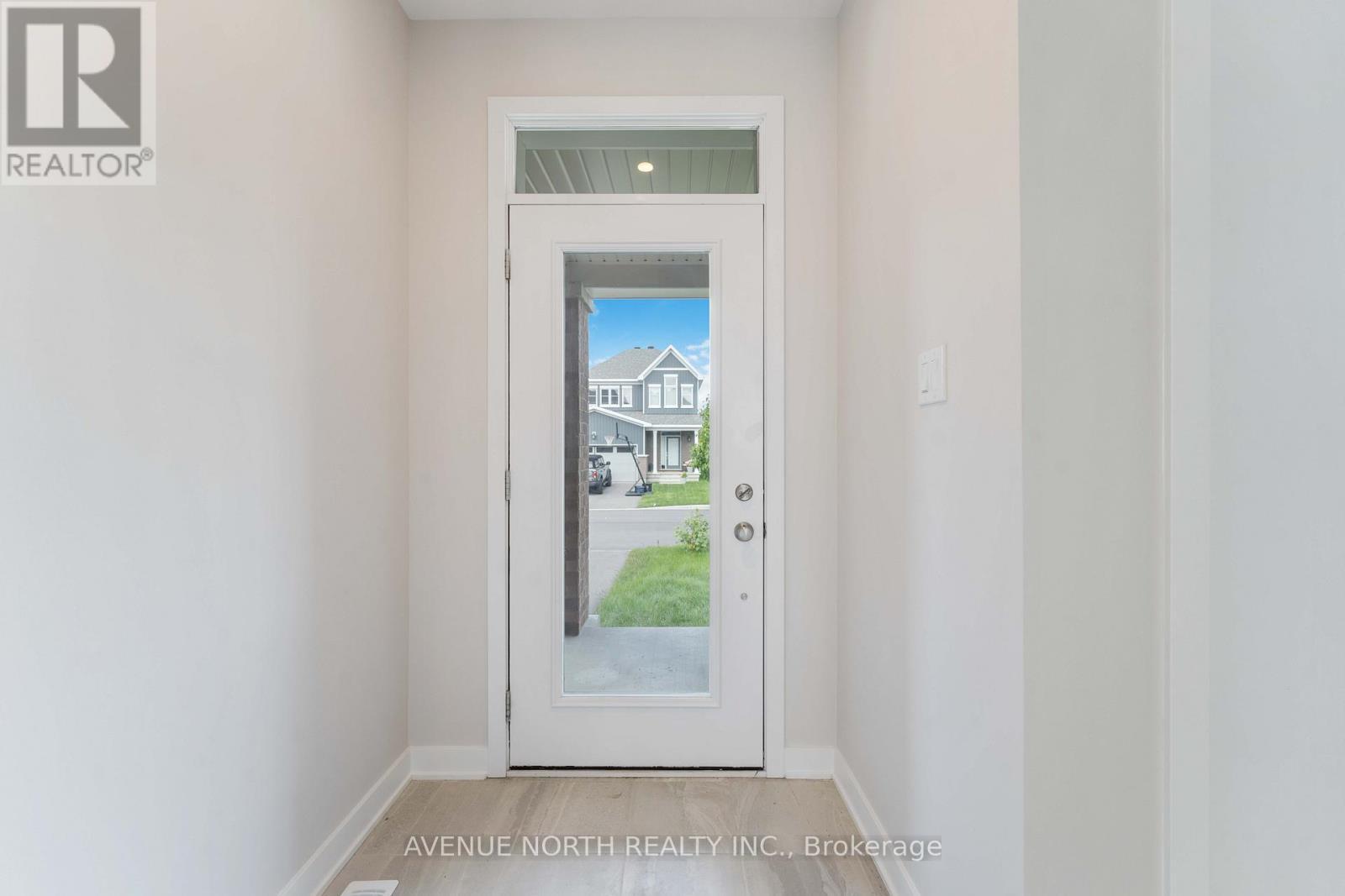 91 Mudminnow Crescent, Ottawa, ON - Indoor Photo Showing Other Room