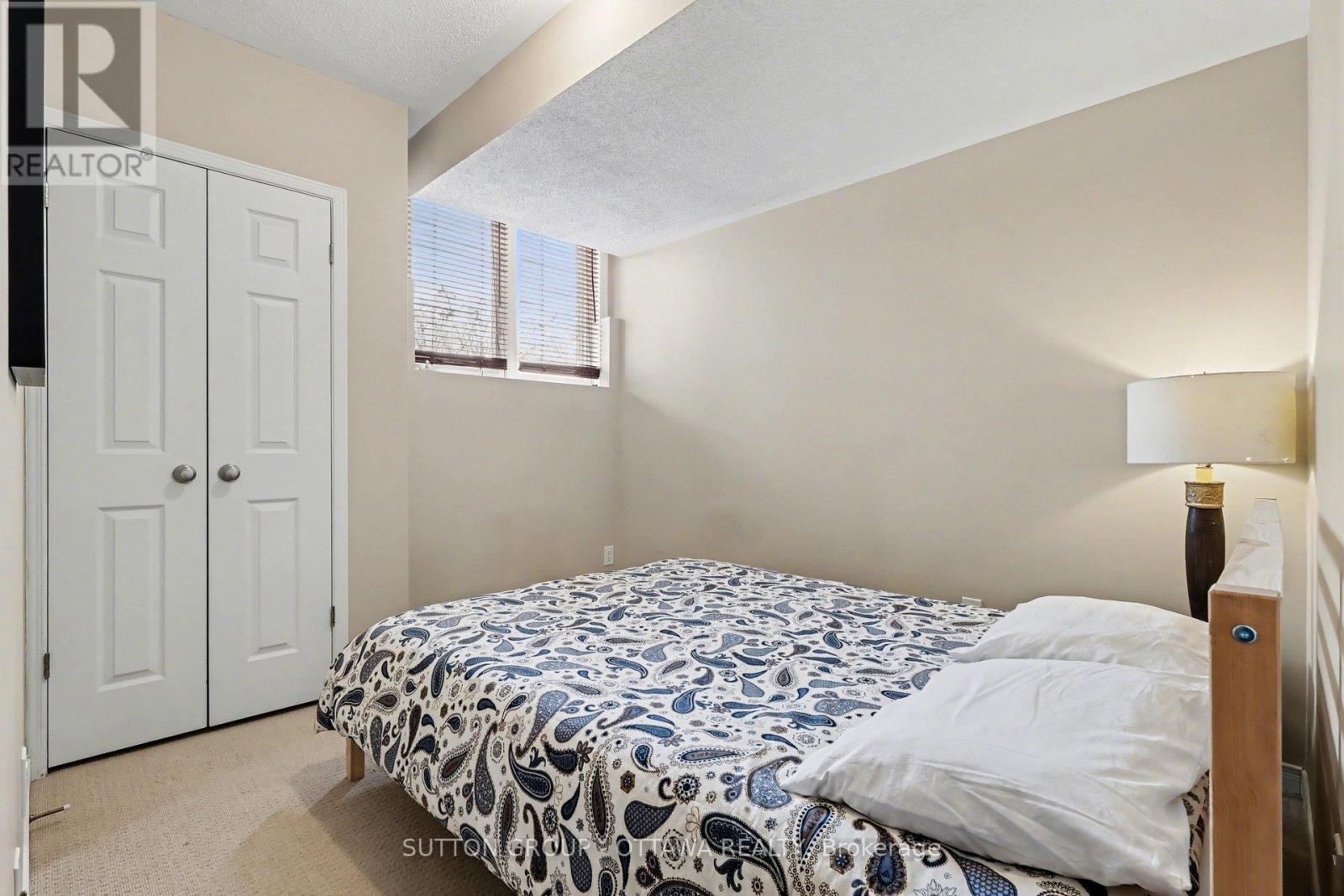 340 London Terrace, Ottawa, ON - Indoor Photo Showing Bedroom