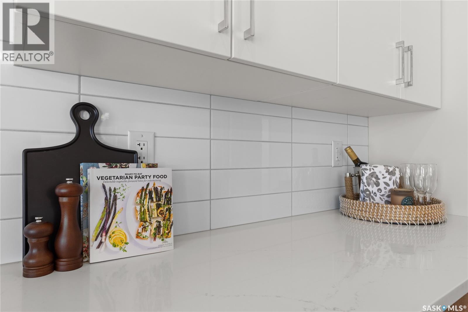 934 Brighton Gate, Saskatoon, SK - Indoor Photo Showing Other Room