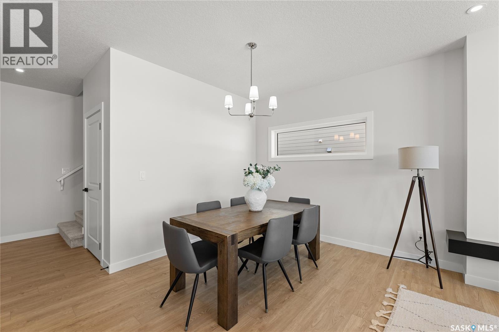 934 Brighton Gate, Saskatoon, SK - Indoor Photo Showing Dining Room