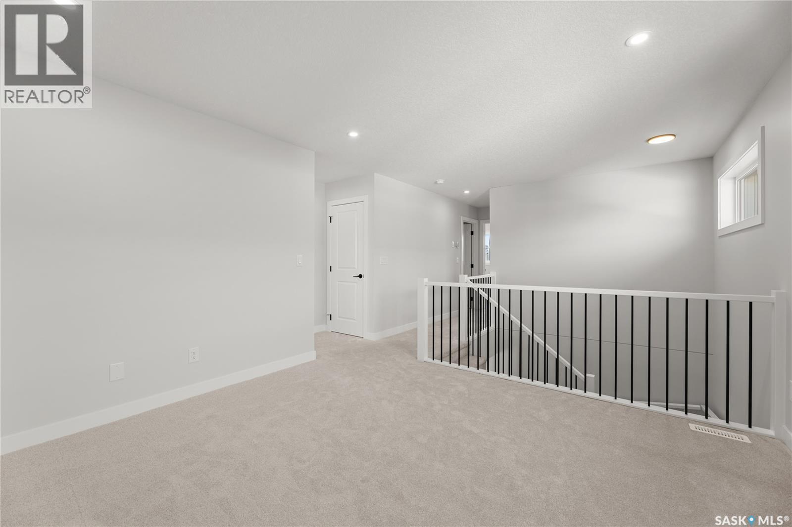 934 Brighton Gate, Saskatoon, SK - Indoor Photo Showing Other Room