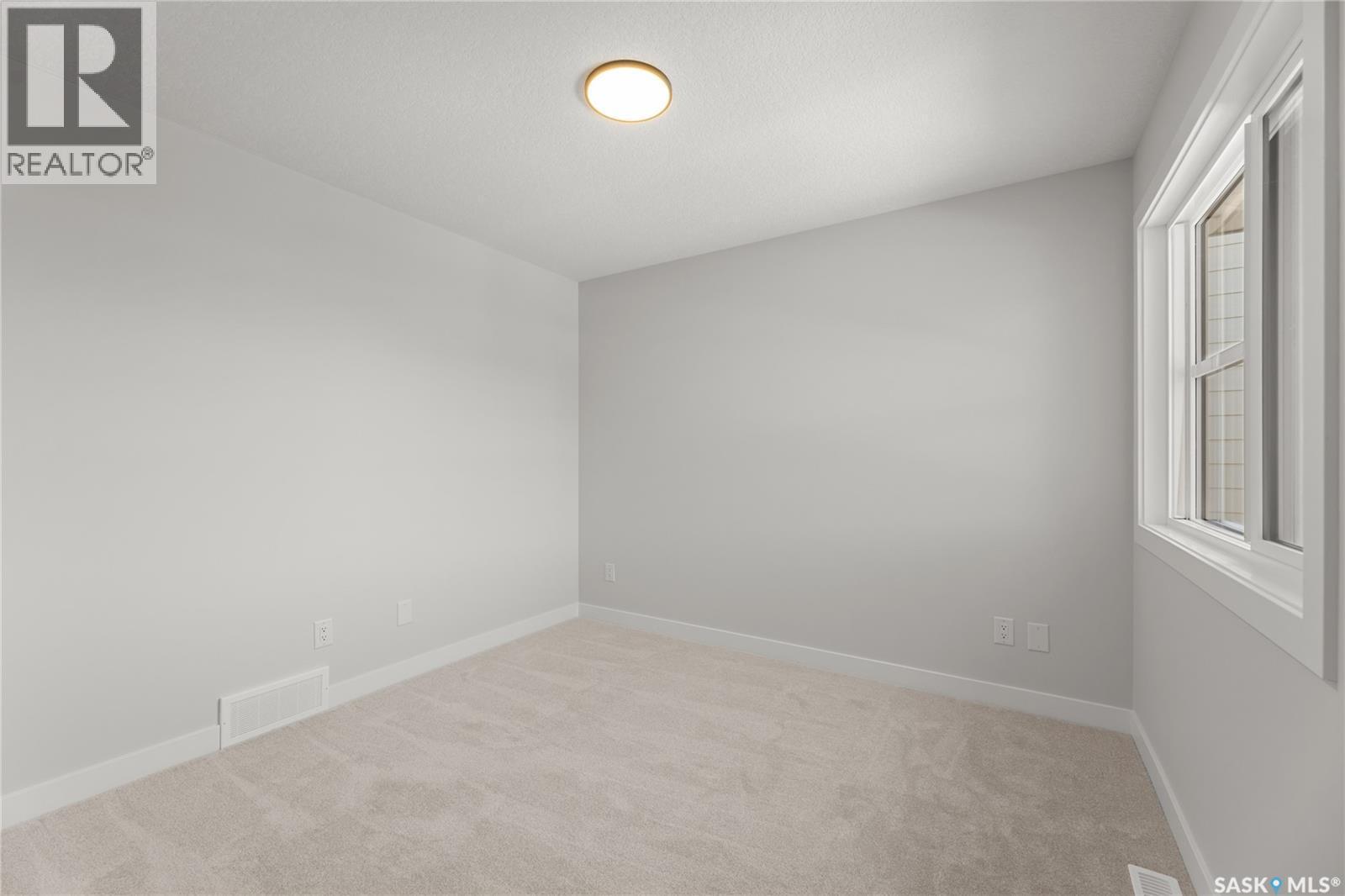 934 Brighton Gate, Saskatoon, SK - Indoor Photo Showing Other Room