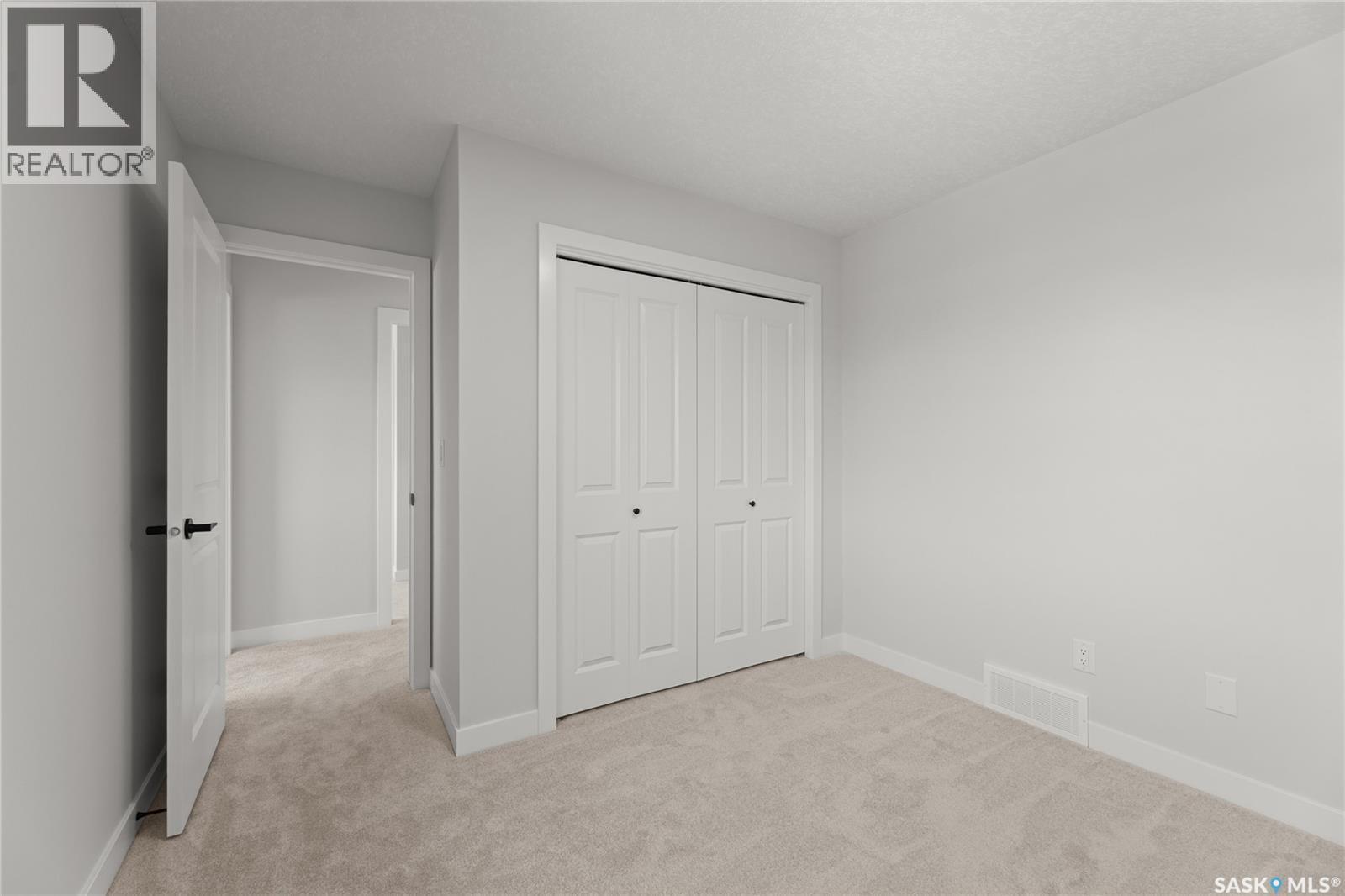 934 Brighton Gate, Saskatoon, SK - Indoor Photo Showing Other Room