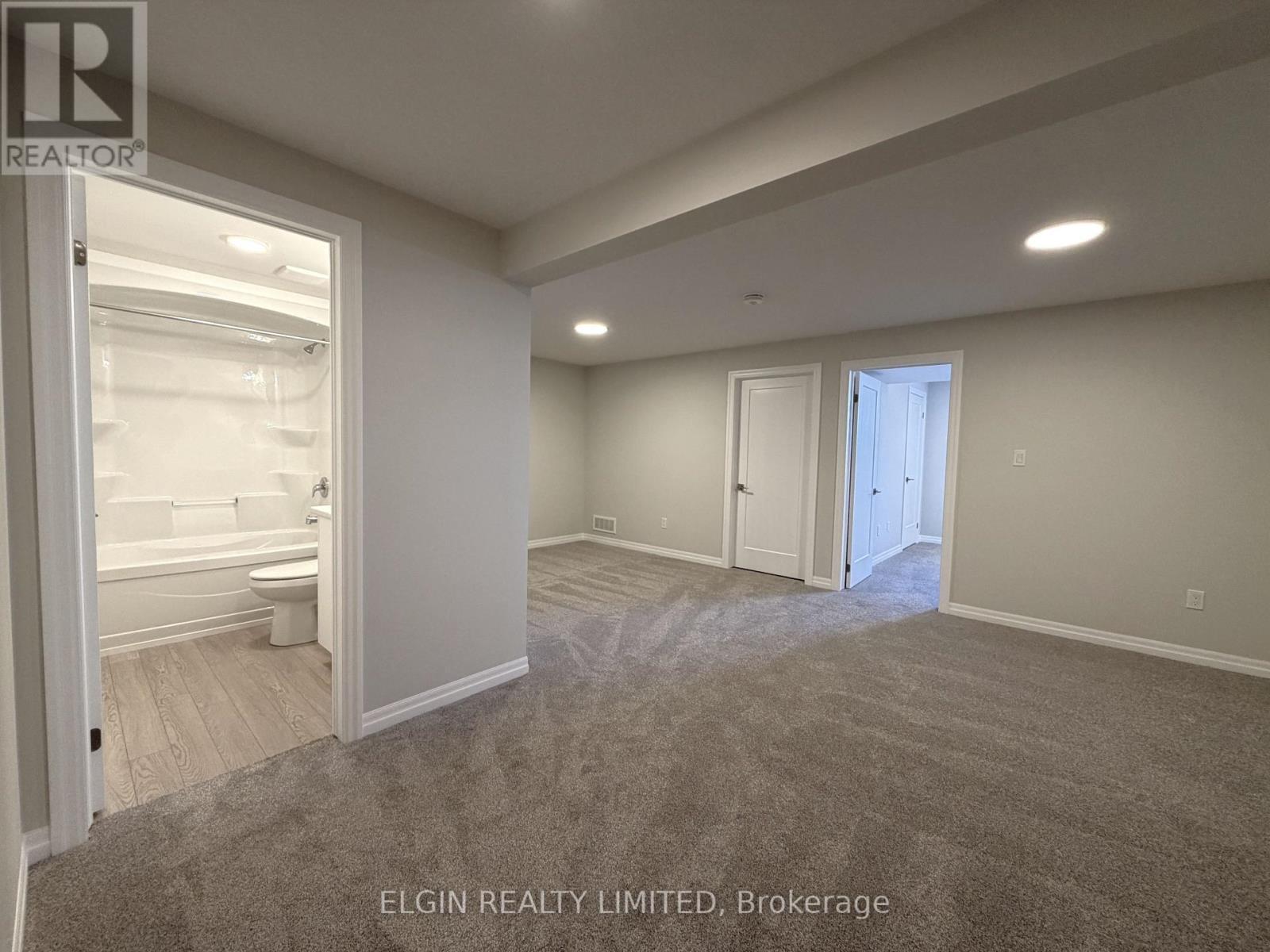 55 Woodcock Drive, Tillsonburg, ON - Indoor