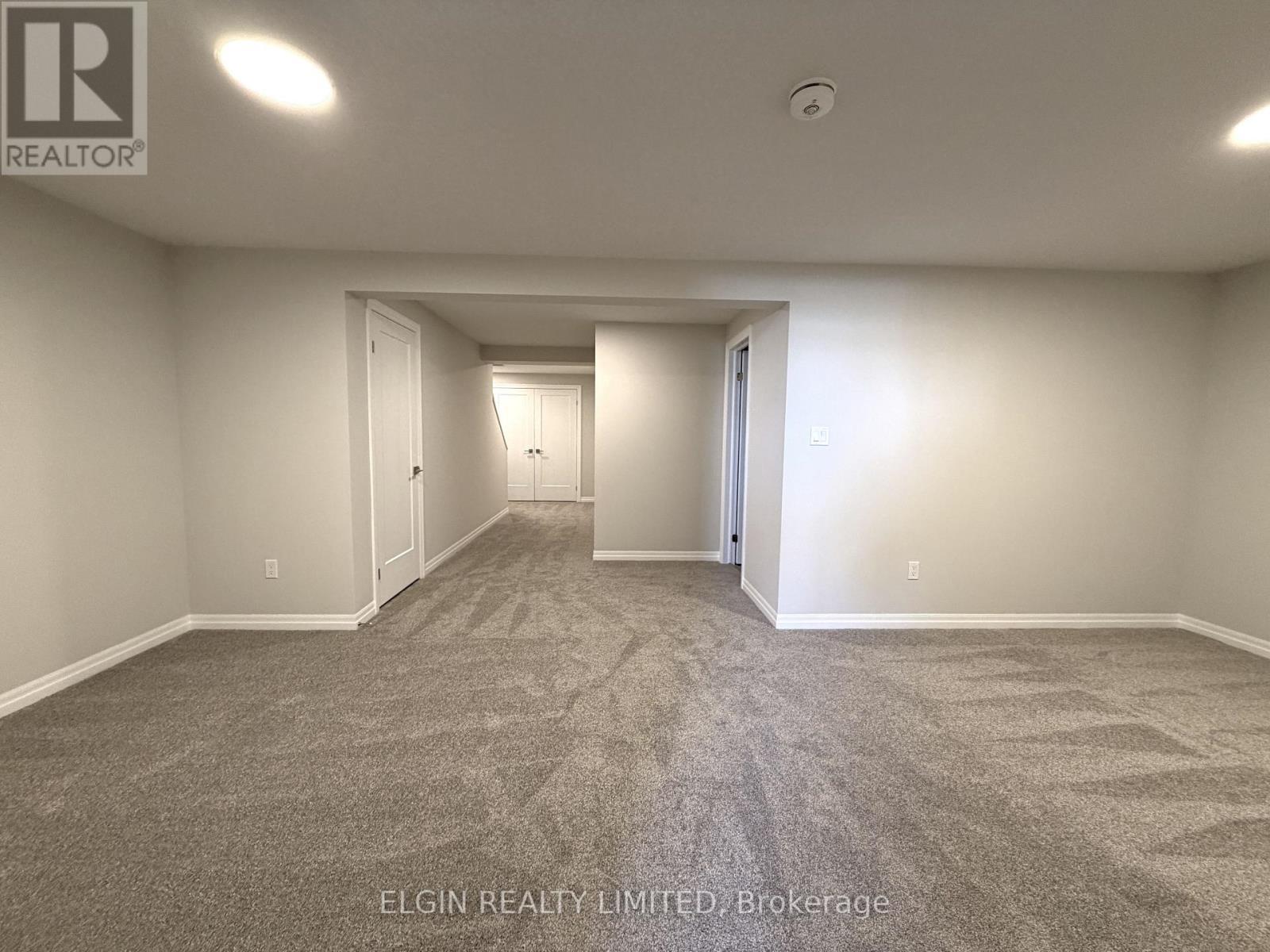 55 Woodcock Drive, Tillsonburg, ON - Indoor Photo Showing Other Room