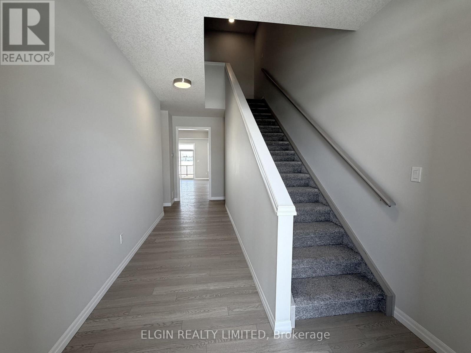55 Woodcock Drive, Tillsonburg, ON - Indoor Photo Showing Other Room