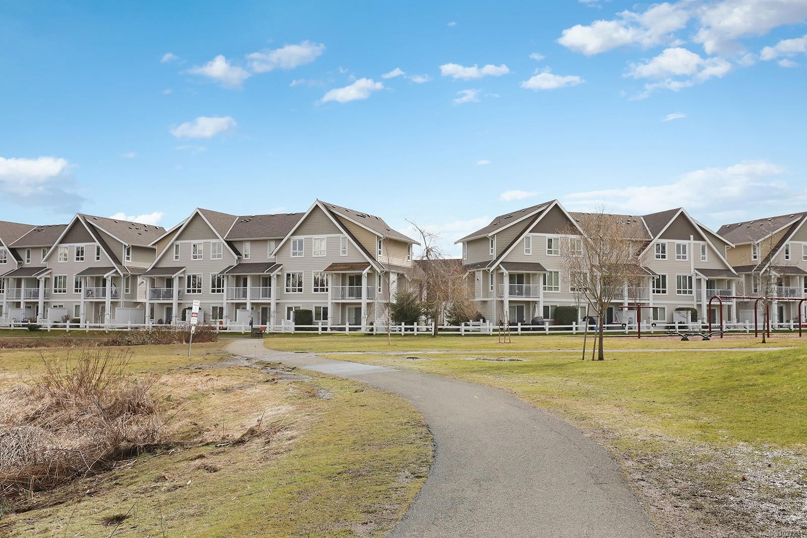 52-700 Lancaster Way, Comox, BC