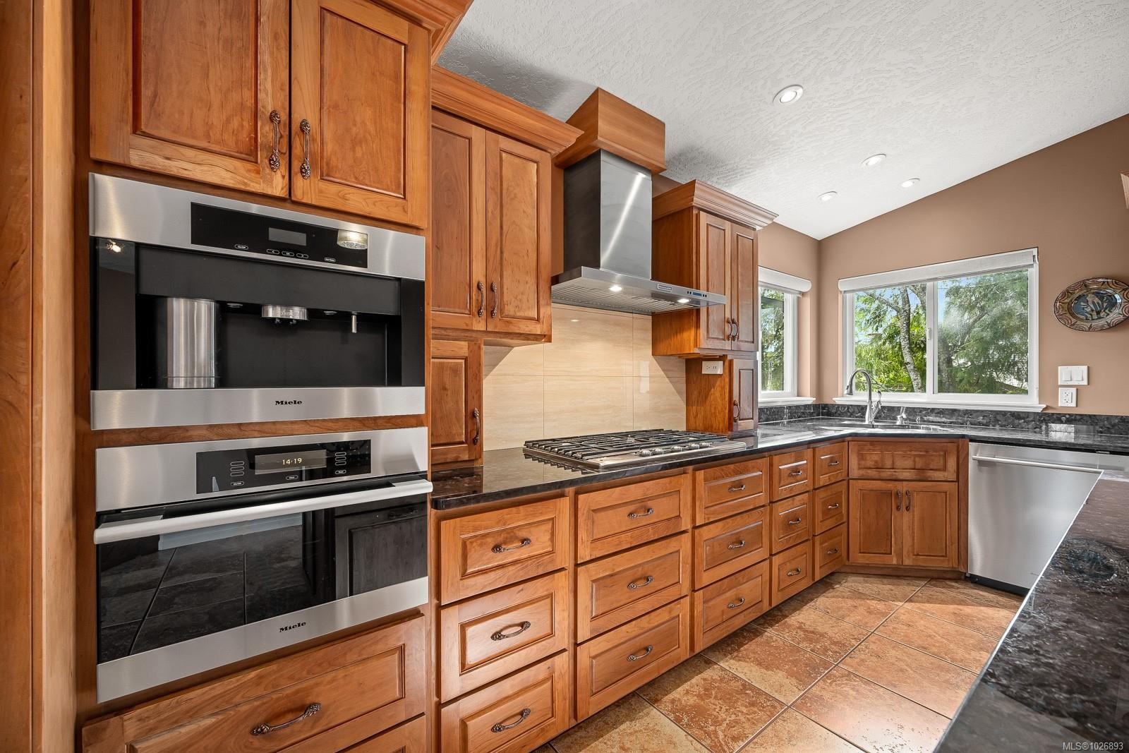 1780 Jay Bell Trail, Qualicum Beach, BC