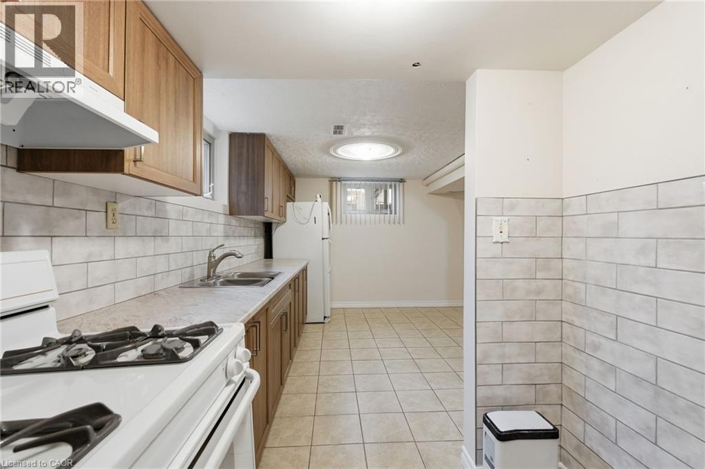 1894 Main Street E, Hamilton, ON - Indoor Photo Showing Kitchen With Double Sink