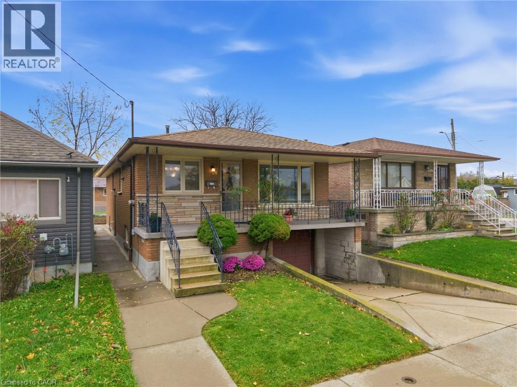 1894 Main Street E, Hamilton, ON - Outdoor With Deck Patio Veranda