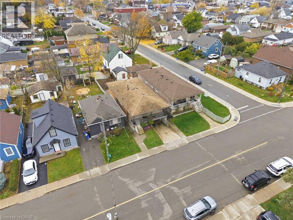 1894 Main Street E, Hamilton, ON - With View