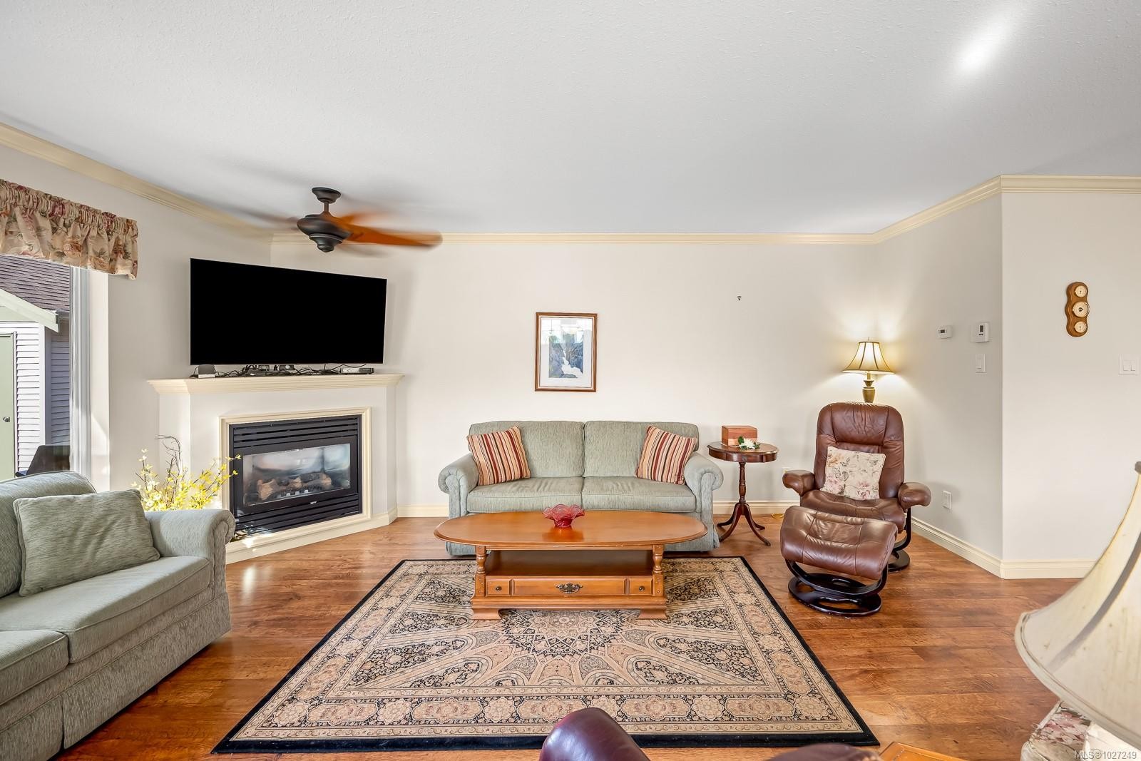 803 Labrador Dr, Comox, BC