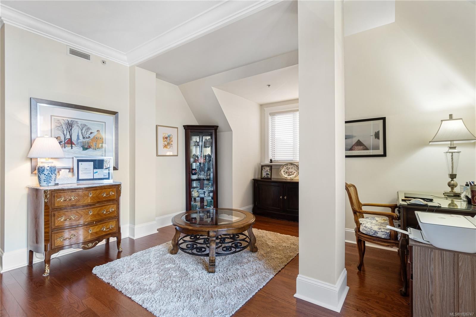 301-222 Second Ave, Qualicum Beach, BC - Indoor