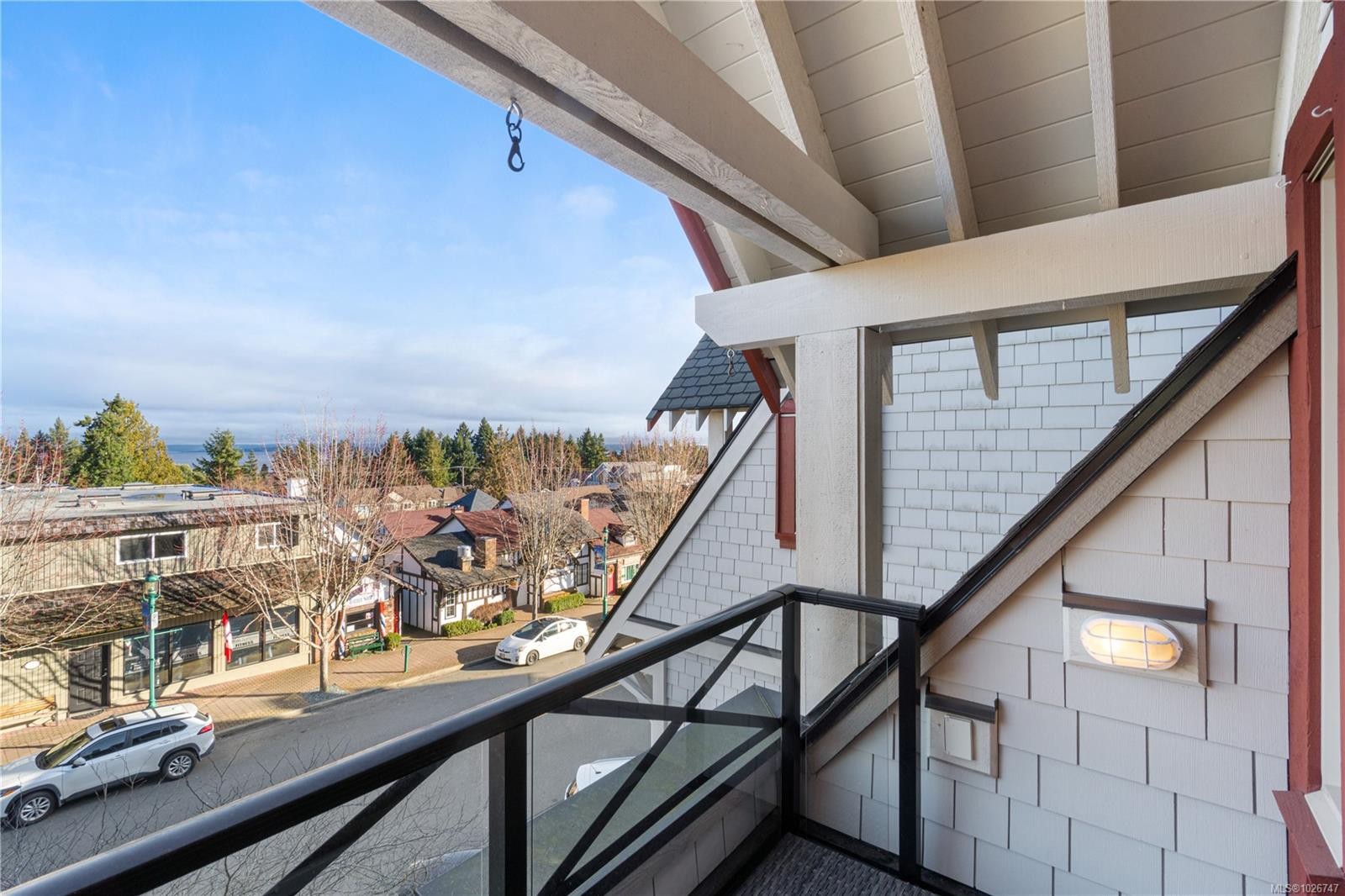 301-222 Second Ave, Qualicum Beach, BC - Outdoor With Exterior