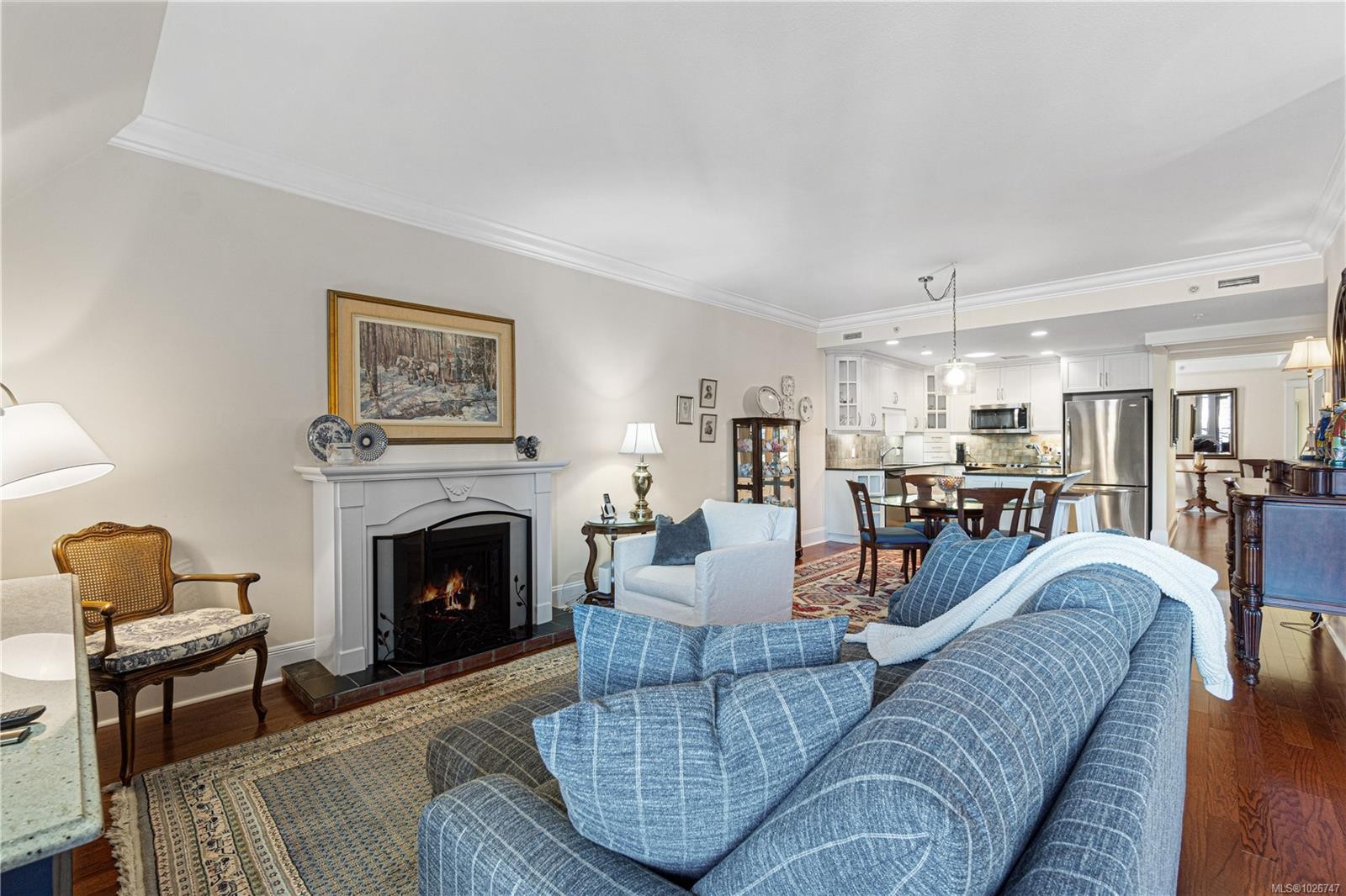 301-222 Second Ave, Qualicum Beach, BC - Indoor Photo Showing Living Room With Fireplace