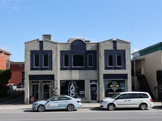 Façade - 408 Rue Principale, Lachute, QC
