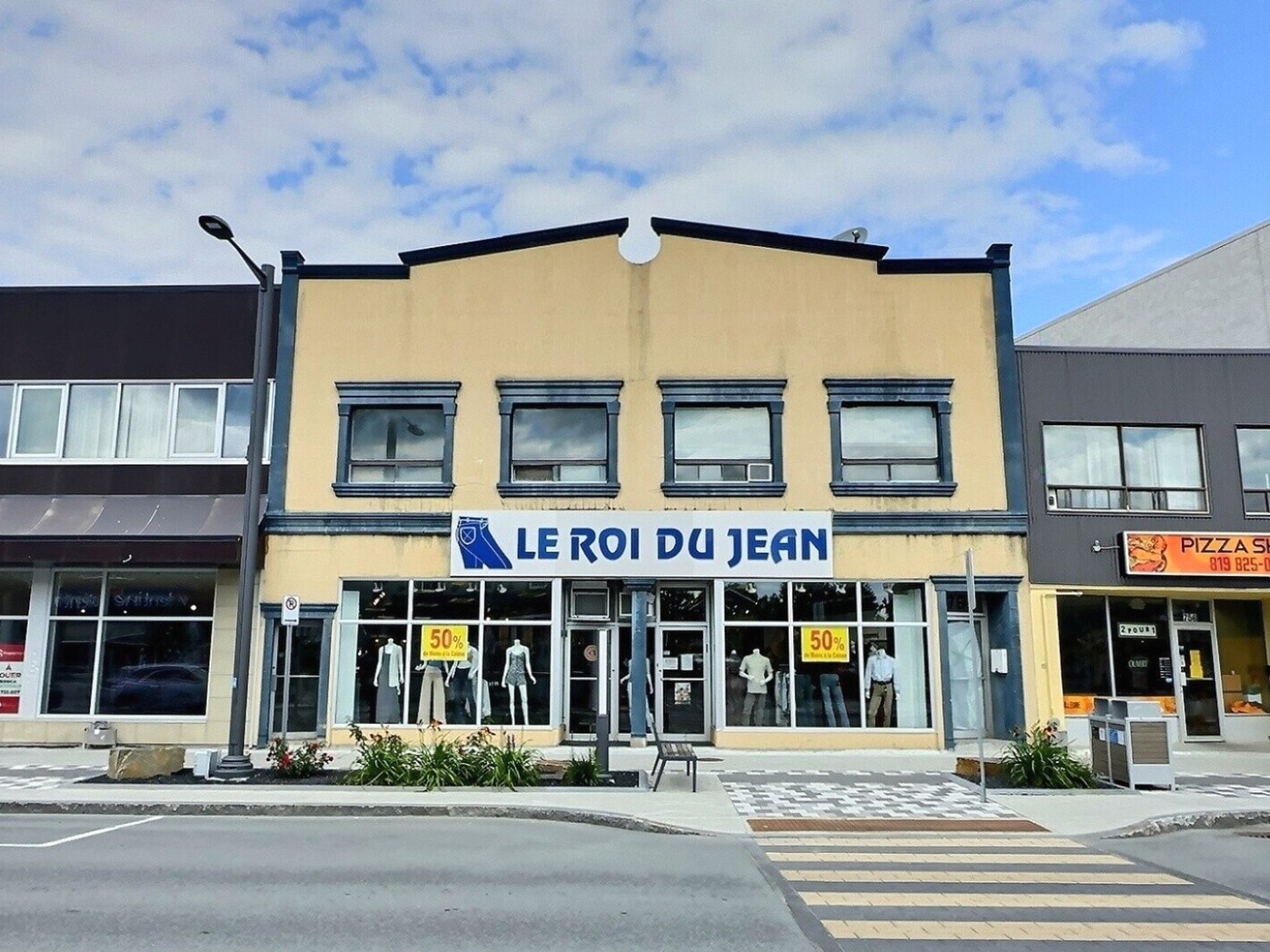 Façade - 762 3E Avenue, Val-D'Or, QC