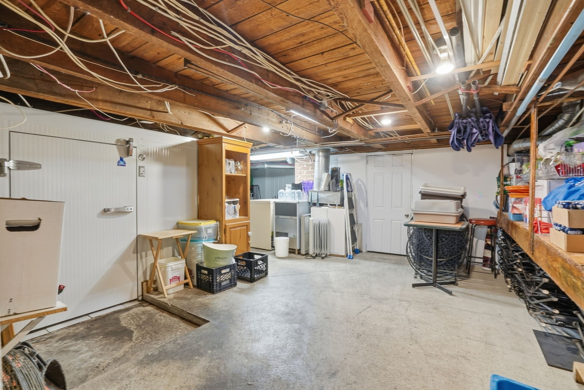 Rangement - 579 Av. Notre-Dame, Saint-Lambert, QC