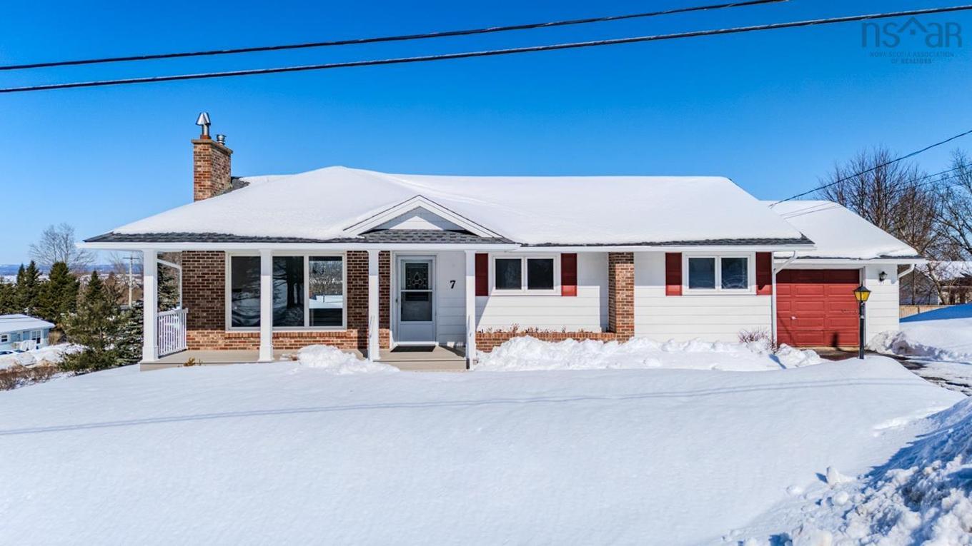 7 Fairview Drive, Truro, NS