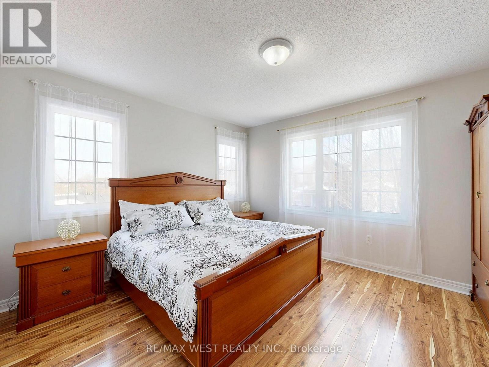 56 Planter Crescent, Vaughan, ON - Indoor Photo Showing Bedroom