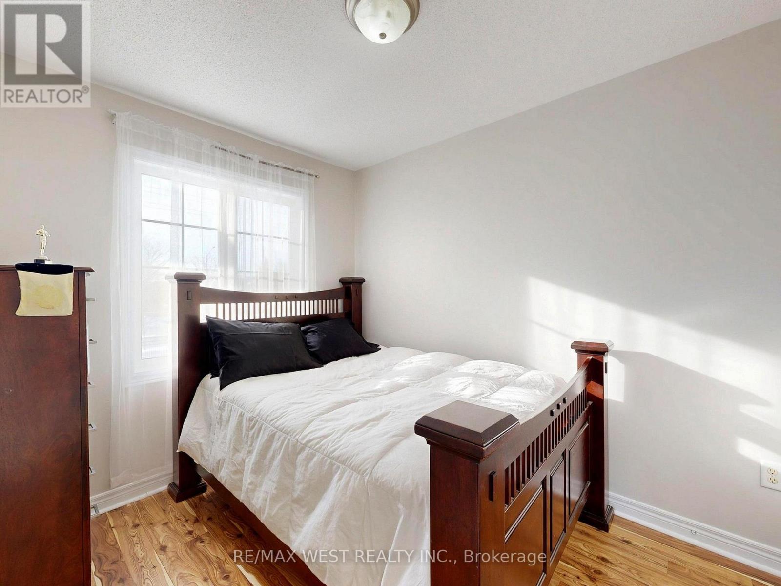 56 Planter Crescent, Vaughan, ON - Indoor Photo Showing Bedroom