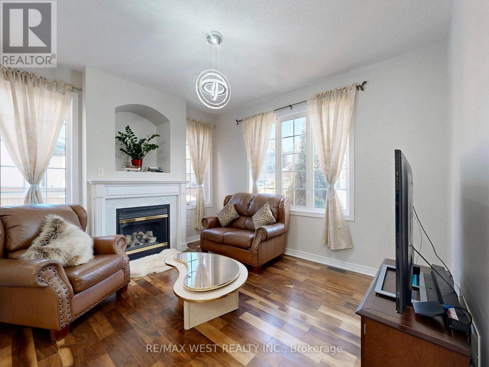 56 Planter Crescent, Vaughan, ON - Indoor Photo Showing Living Room With Fireplace