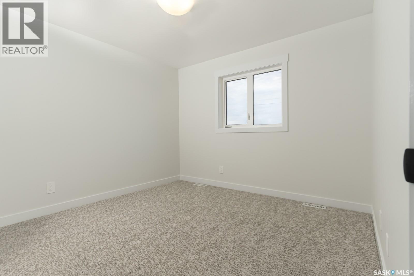 210 Doran Way, Saskatoon, SK - Indoor Photo Showing Other Room