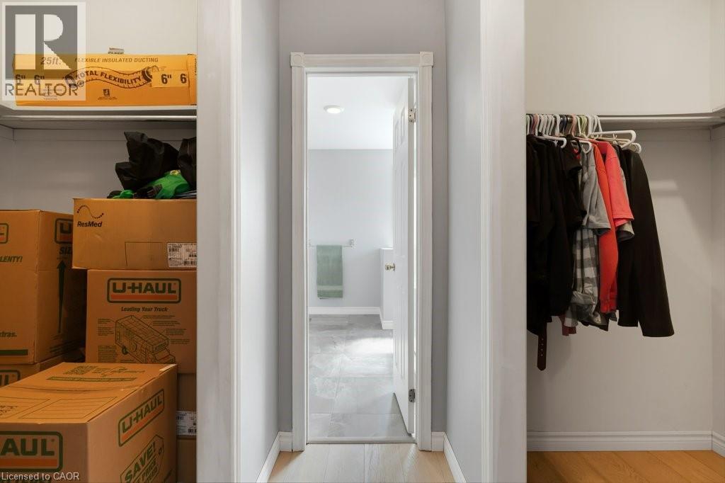 148 Cowan Boulevard, Cambridge, ON - Indoor