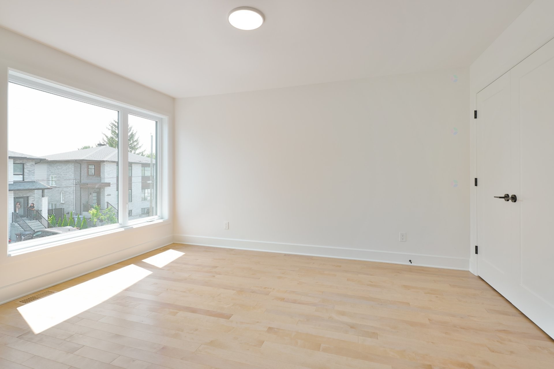 Master Bedroom - 5725 Rue Aline, Brossard, QC - Indoor Photo Showing Other Room