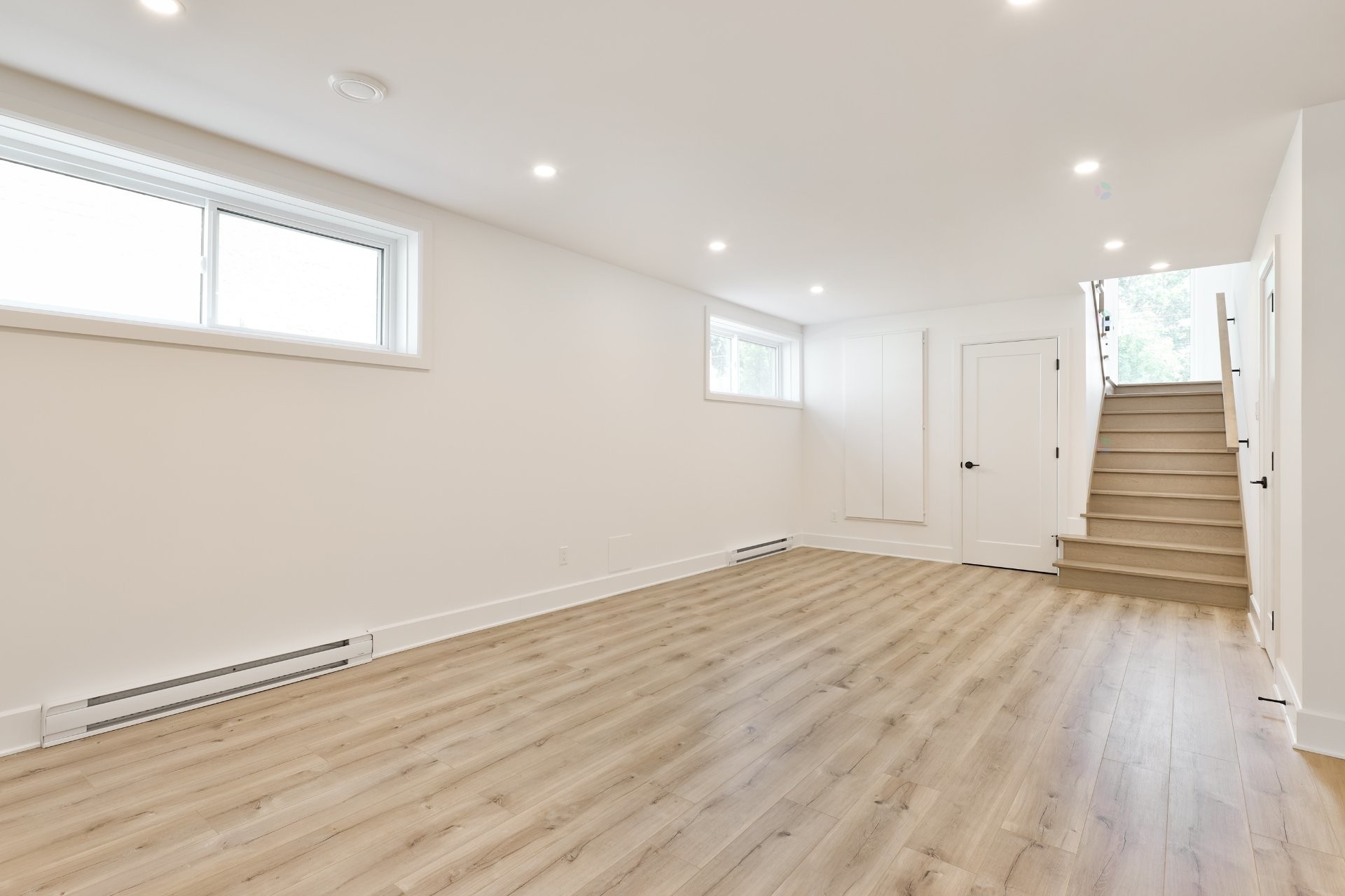 Family Room - 5725 Rue Aline, Brossard, QC - Indoor Photo Showing Other Room