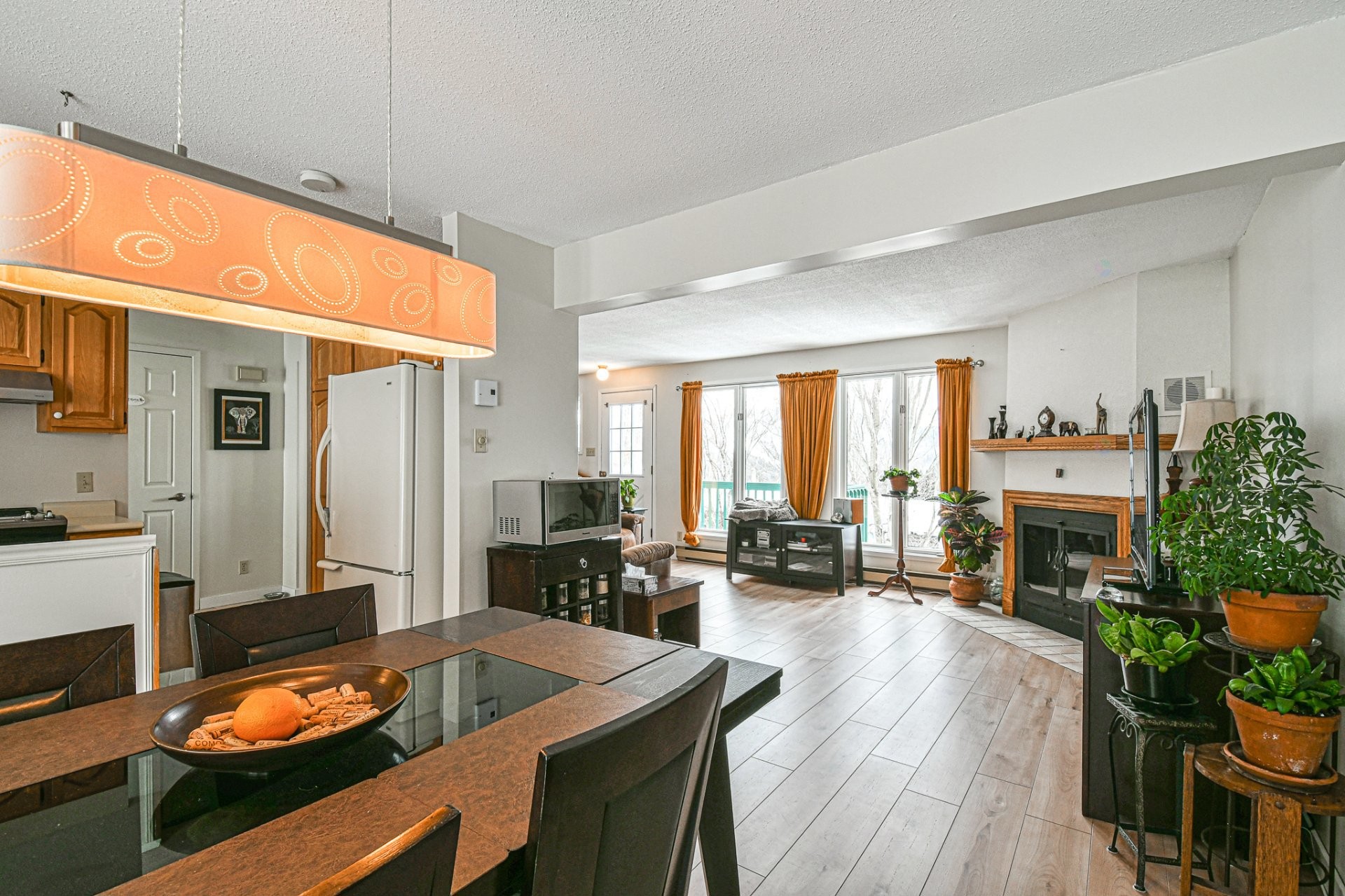 Overall view - 15-255 Rue Séraphin, Sainte-Adèle, QC - Indoor With Fireplace