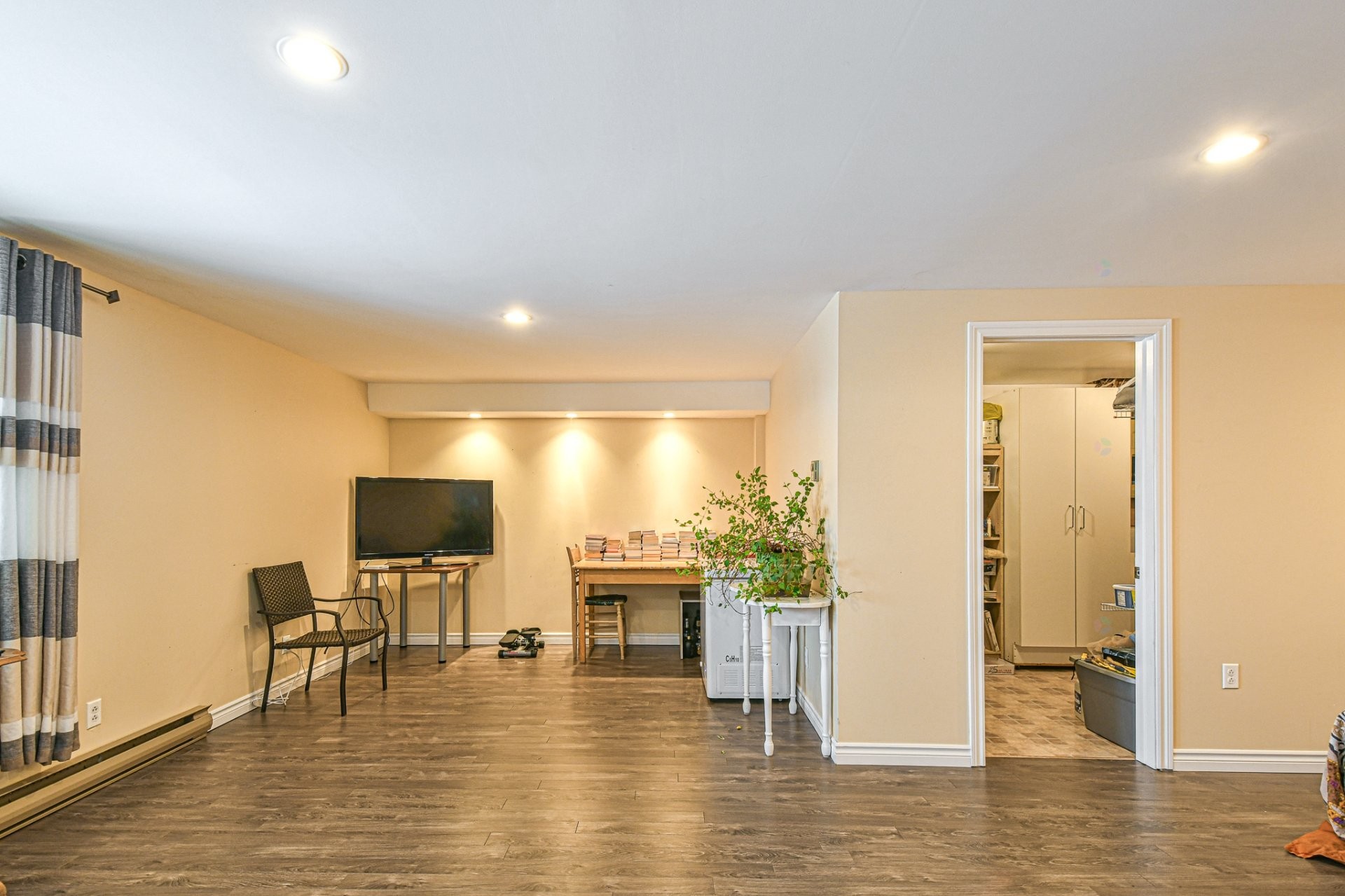 Family Room - 15-255 Rue Séraphin, Sainte-Adèle, QC - Indoor