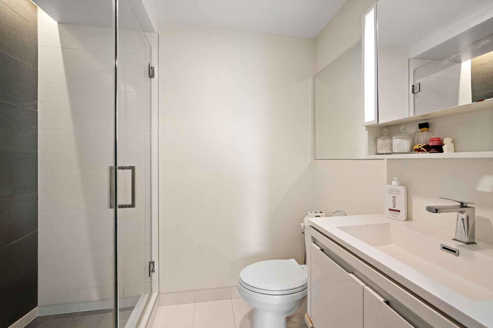 Bathroom - 3616-1288 Av. Des Canadiens-De-Montréal, Montréal (Ville-Marie), QC - Indoor Photo Showing Bathroom