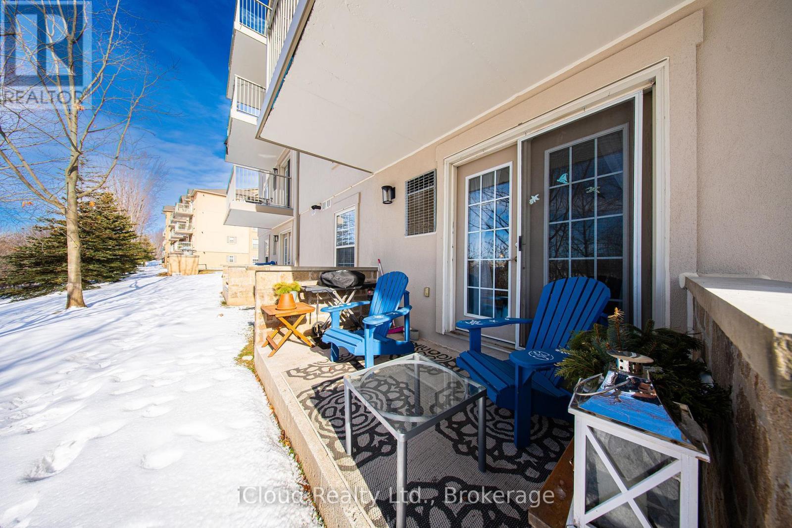 103 - 1450 Bishops Gate, Oakville, ON - Outdoor With Exterior