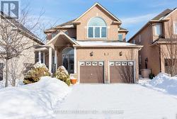 35 CACHET HILL CRESCENT Vaughan, ON L4H 1S6