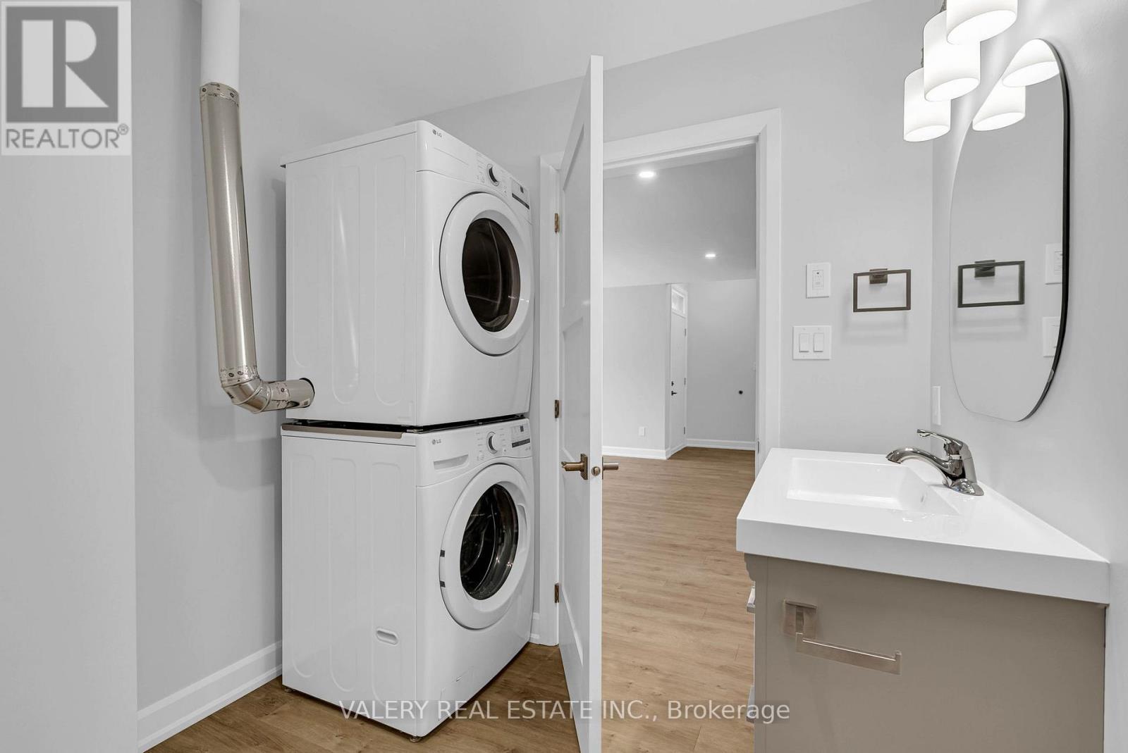 3A - 600 Second Street E, Cornwall, ON - Indoor Photo Showing Laundry Room