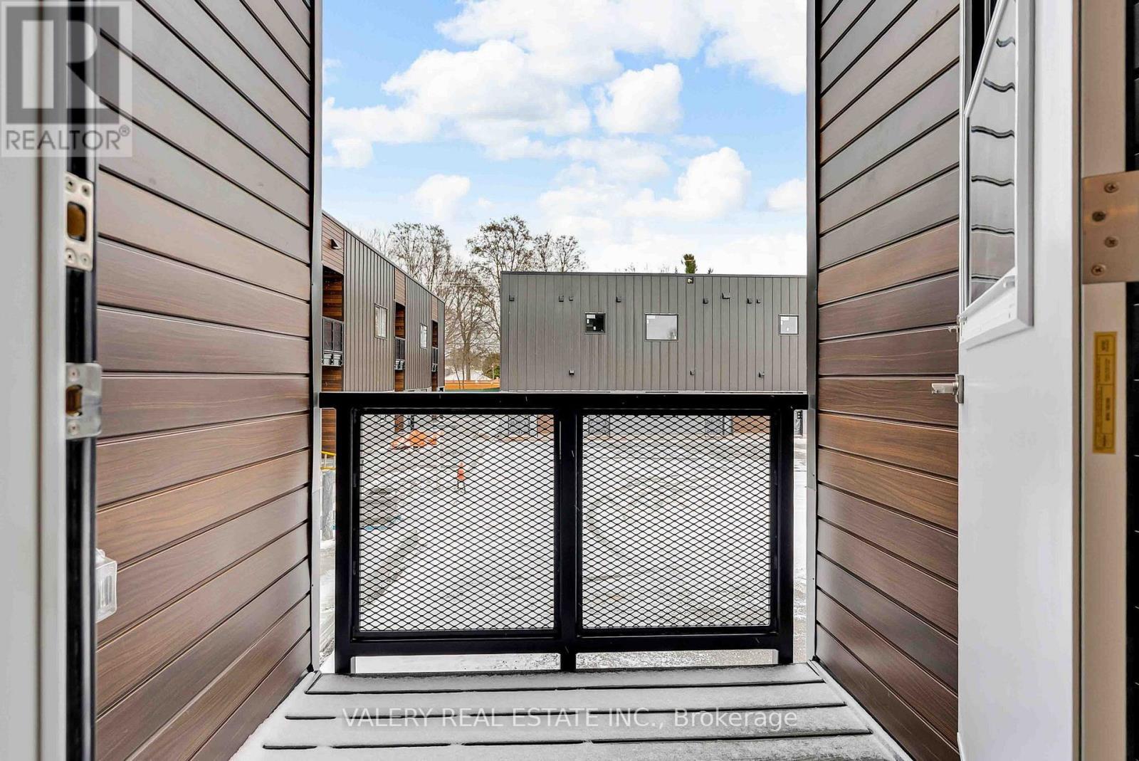15C - 600 Second Street E, Cornwall, ON - Outdoor With Exterior