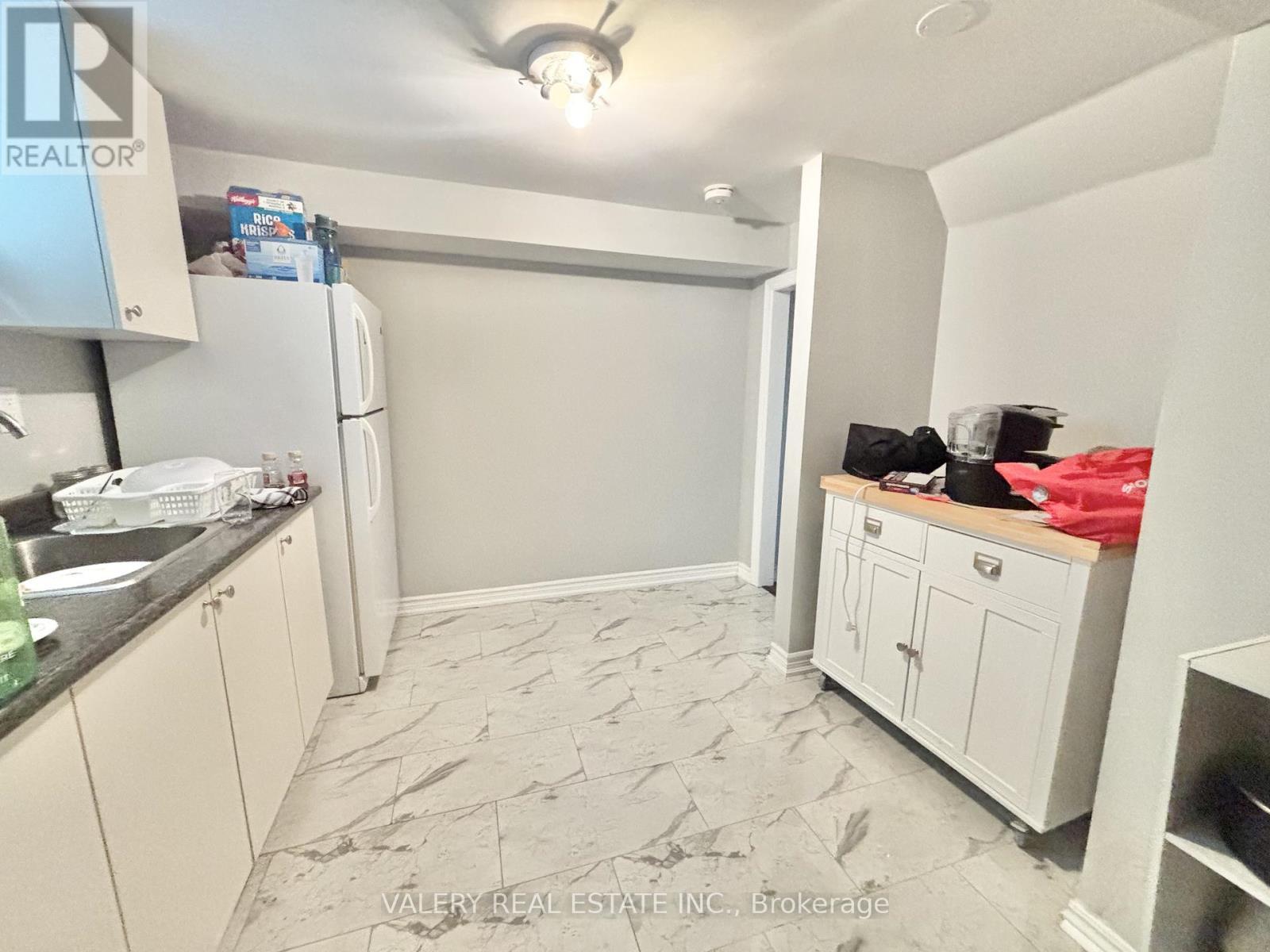 265 West 2Nd Street, Hamilton, ON - Indoor