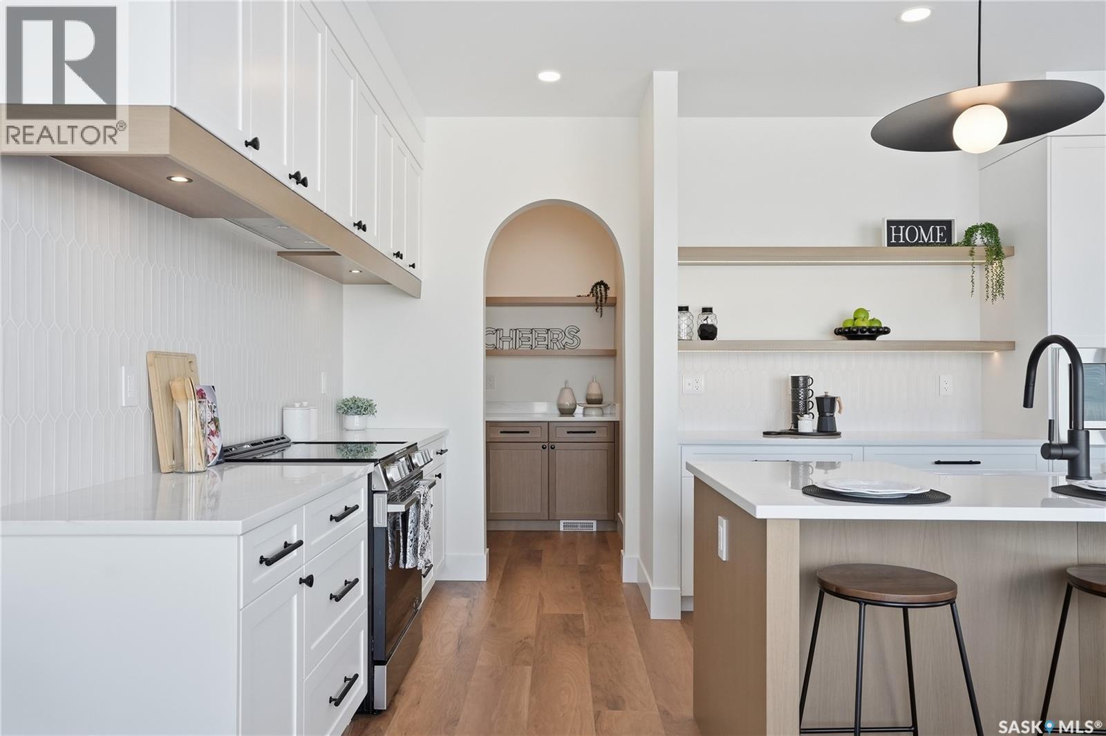 436 Augusta Boulevard, Warman, SK - Indoor Photo Showing Kitchen