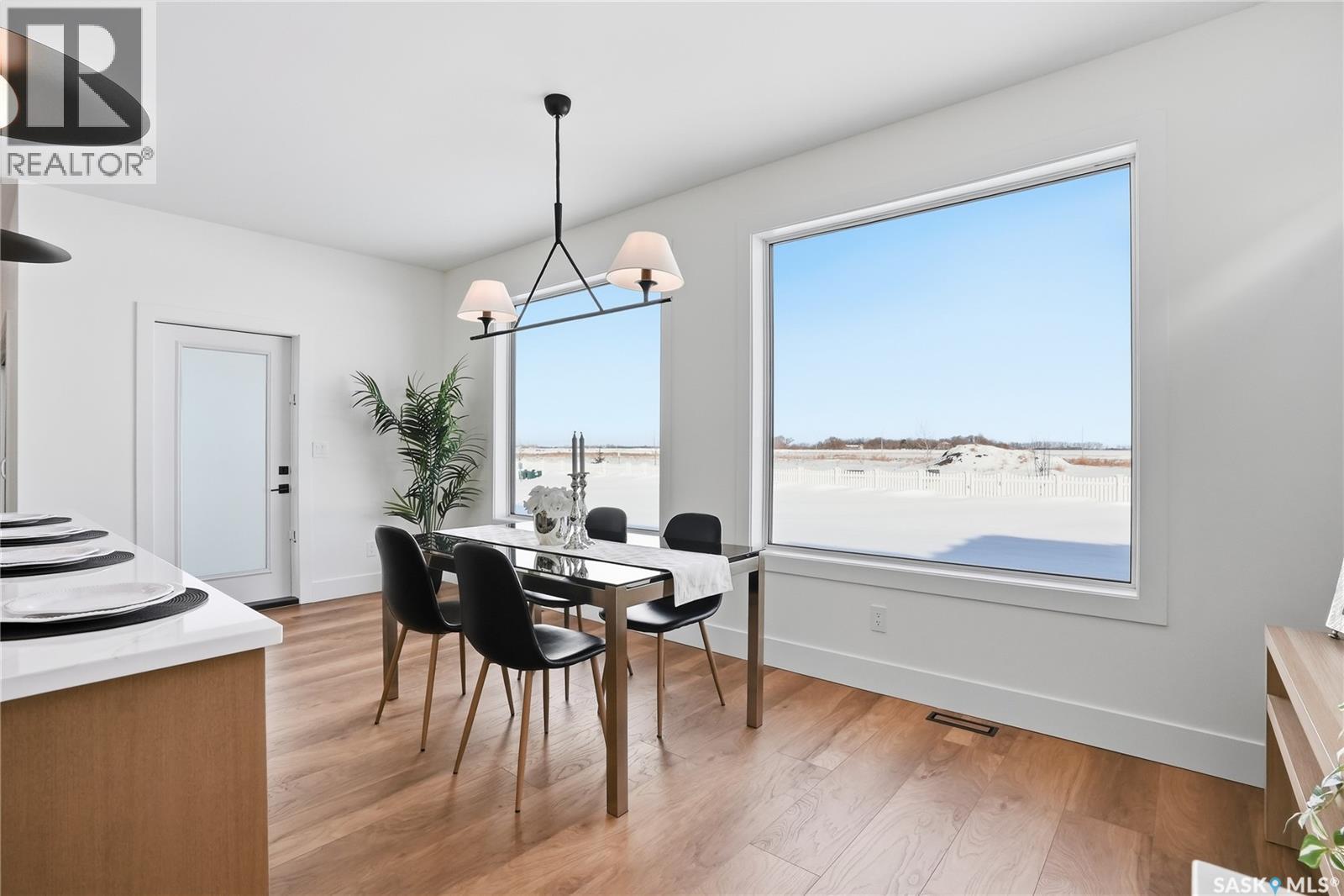 436 Augusta Boulevard, Warman, SK - Indoor Photo Showing Dining Room